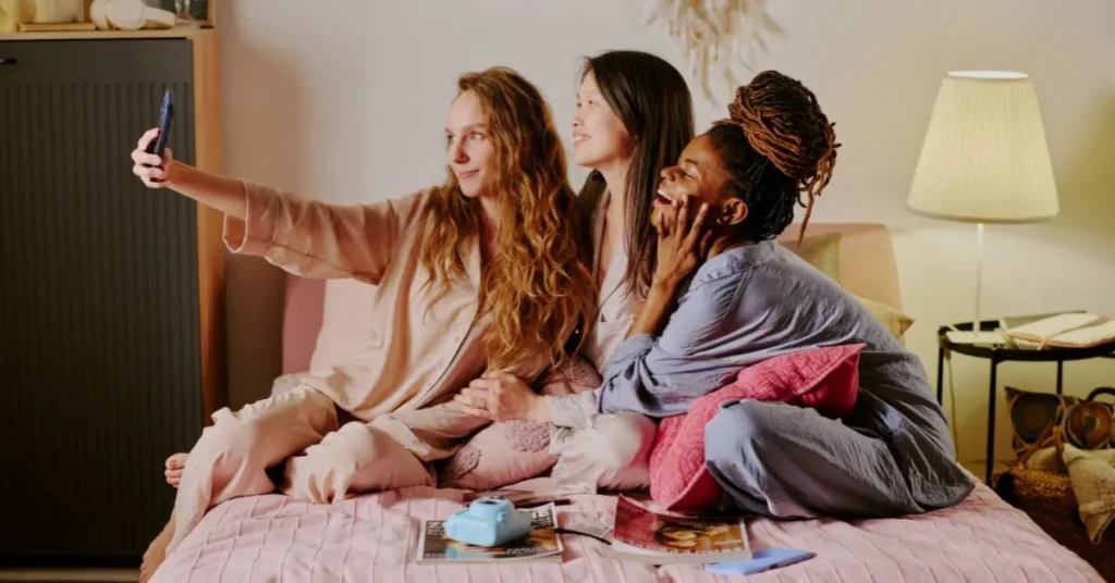 Selfie Captions for Instagram for Girl